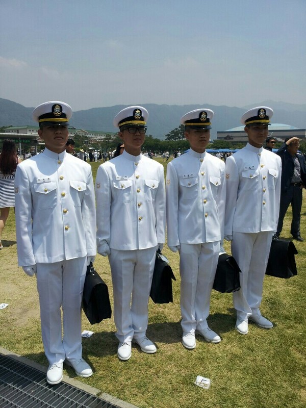 해군부사관장학생1.jpg